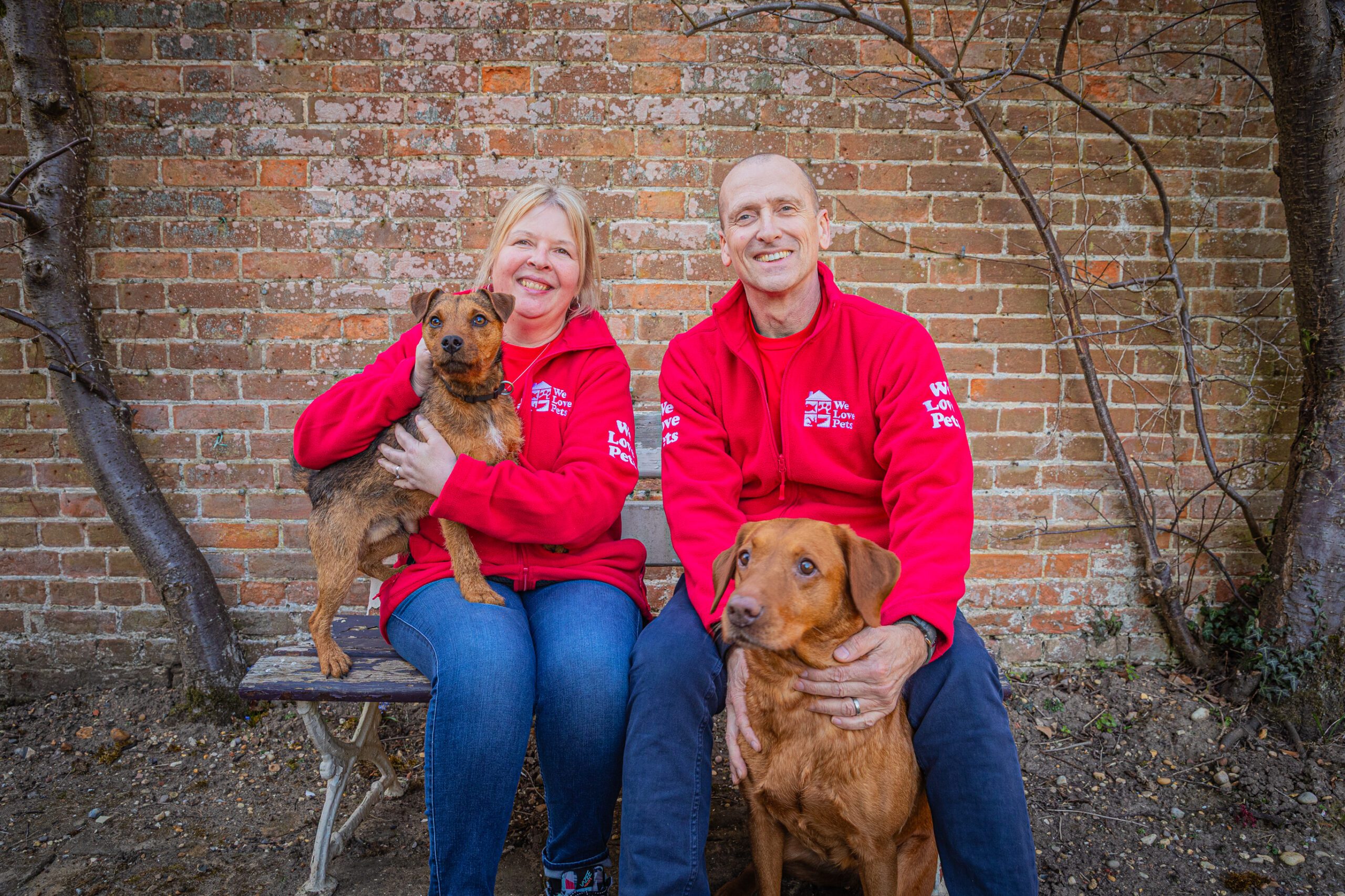 Harvey & Amanda with two dogs